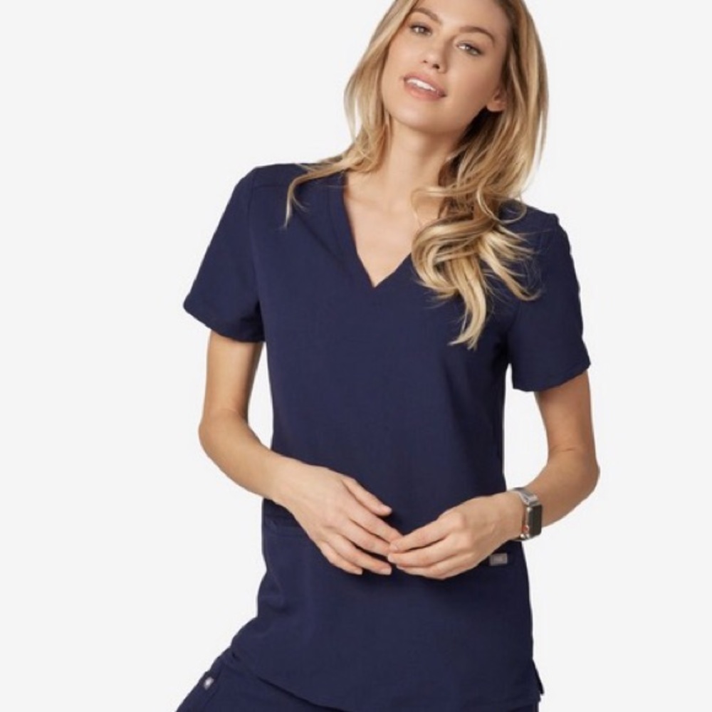 Figs Casma Three Pocket Scrub Top